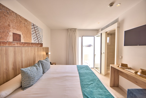 STANDARD-DOPPELZIMMER